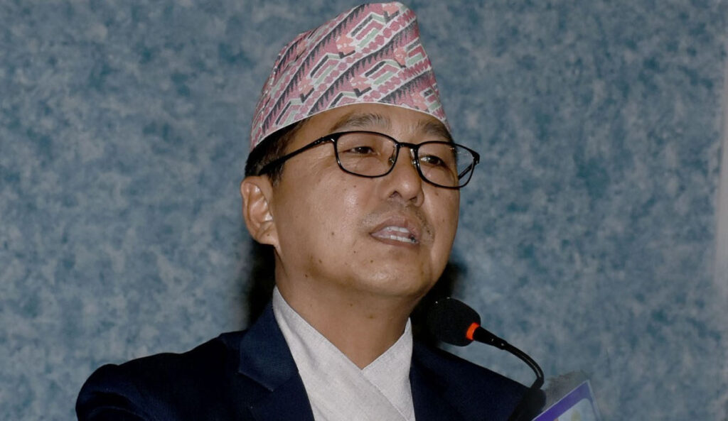 राजालाई गाली गरेर सत्तामा टिकिरहन्छु भन्ने भ्रम नपाल्नुस्ः अध्यक्ष लिङ्देन