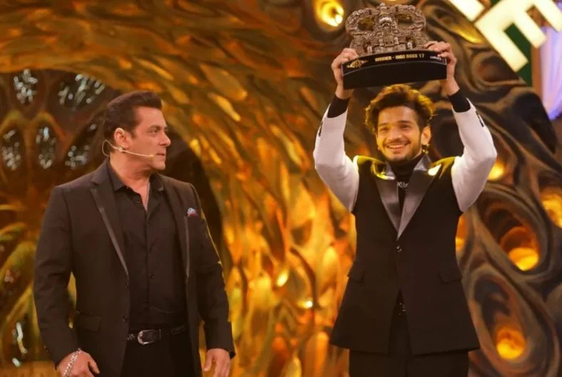 मुनव्वर फारुकी बने बिग बोस –१७ को बिजेता