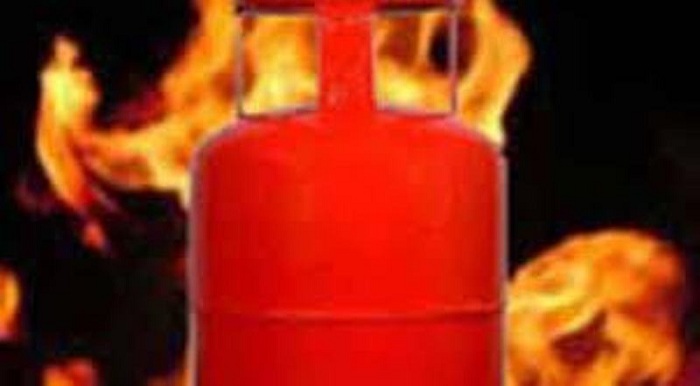 ग्यासको सिलिण्डर पड्किँदा चितवनमा एकजनाको मृत्यु