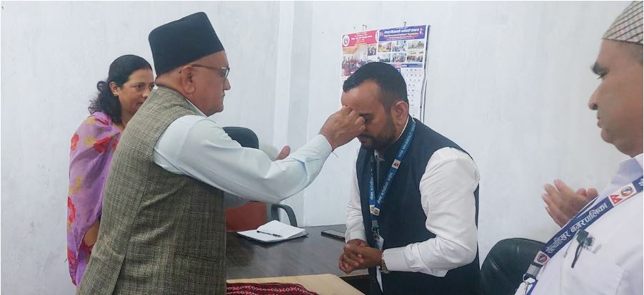 एउटै पालिकामा बुवा मेयर, छोरा हाकिम अनि भतिजो इन्जिनियर !