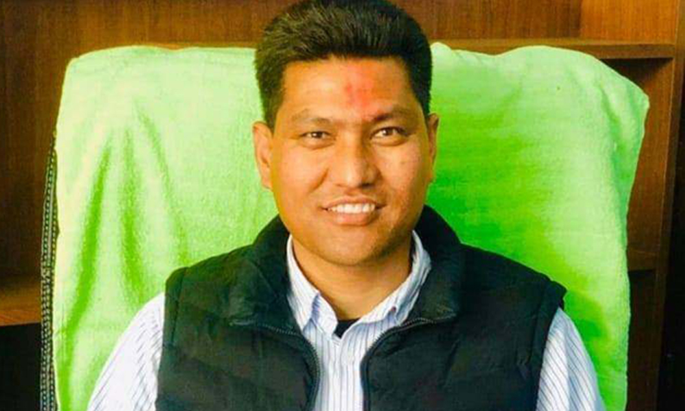 सुदूरपश्चिममा नेकपा एसका मन्त्री पनि बर्खास्त